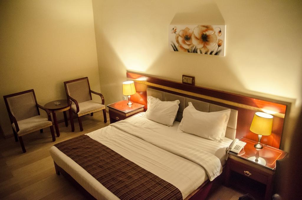 Hotel Rosebud Abuja Extérieur photo