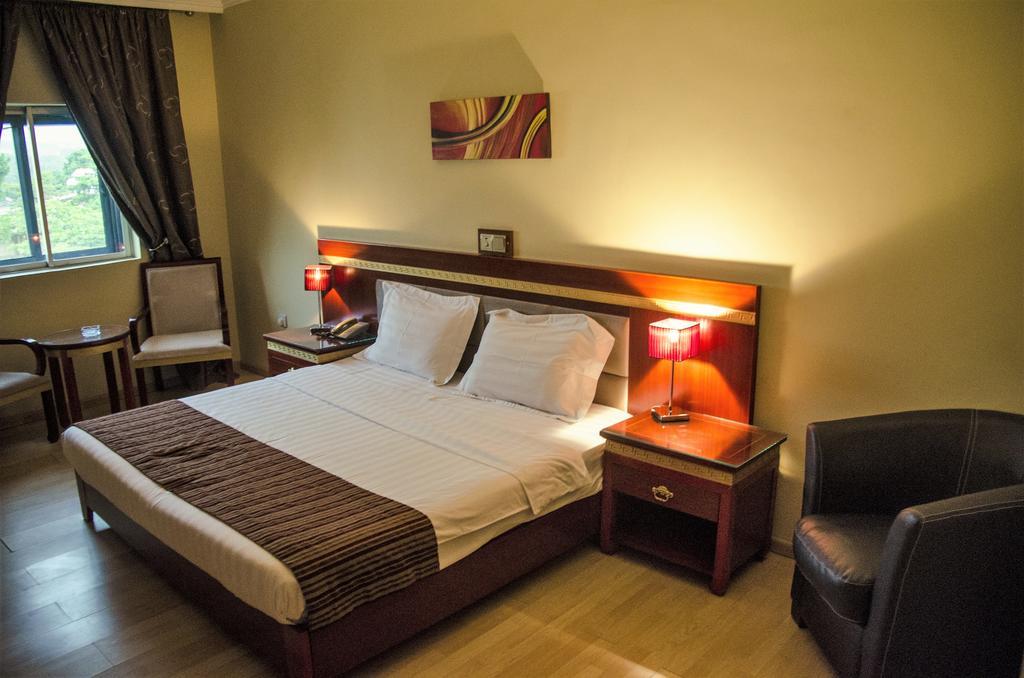 Hotel Rosebud Abuja Extérieur photo