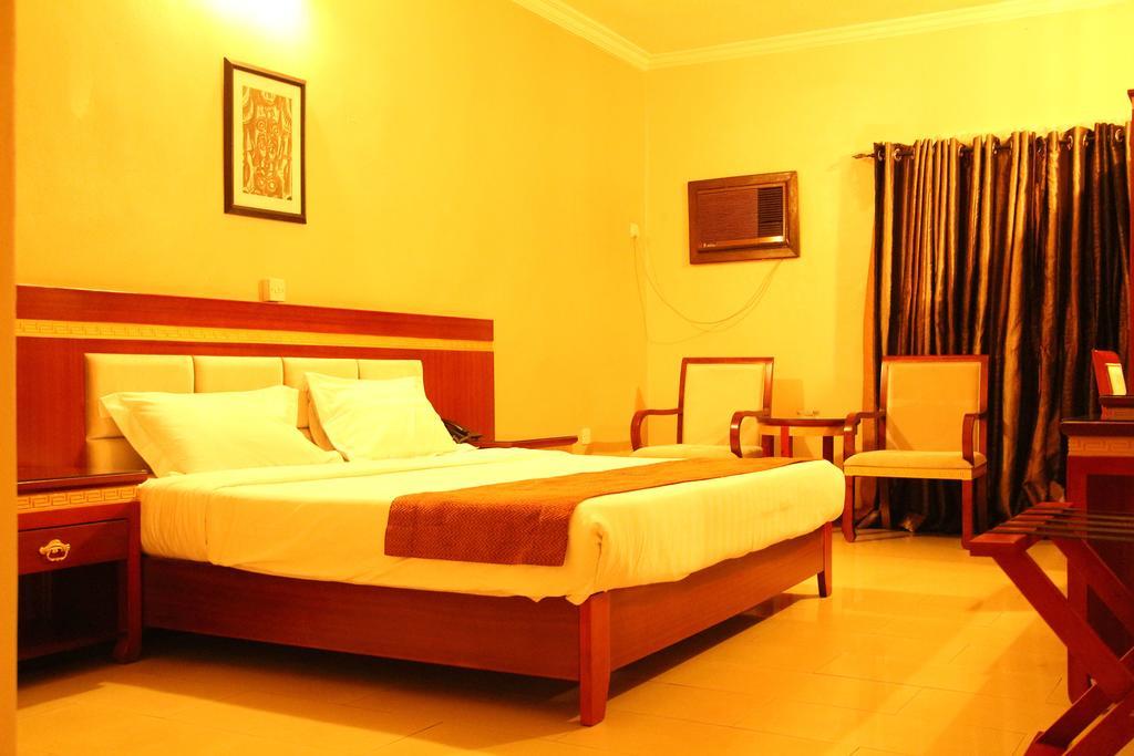 Hotel Rosebud Abuja Extérieur photo